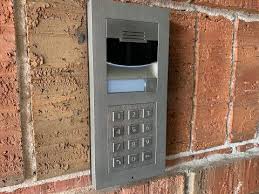 C4 DS2 Intercom